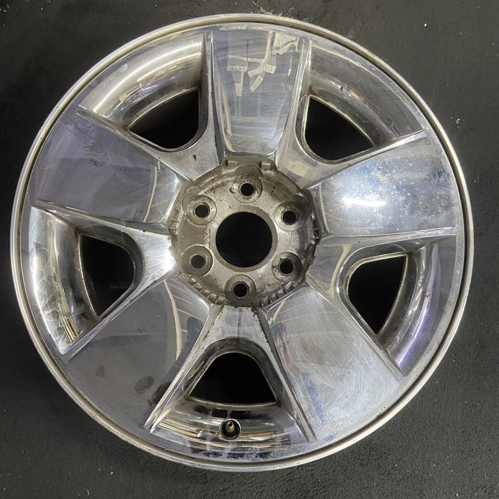 20" AVALANCHE 1500 09-11 20x8.5, 5 spoke, covered lug nuts, flat spoke Original - Additional View