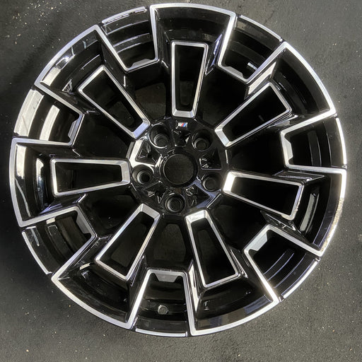 20" BMW M5 25-26 20x10.5, 7 spoke Original OEM Wheel Rim - MACHINED BLACK - Additional View
