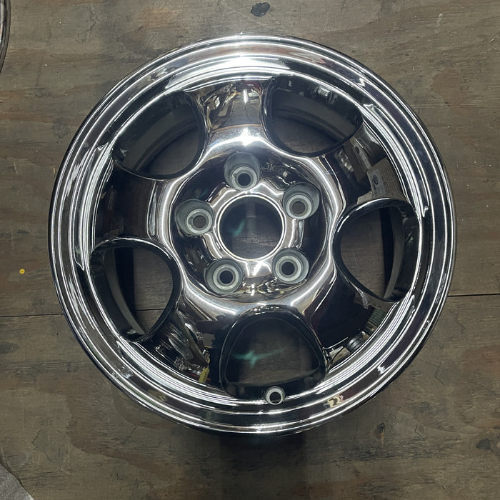 15" CR-V 01 , alloy, 5 spoke, center cap H Original OEM Wheel Rim - CHROME - Additional View