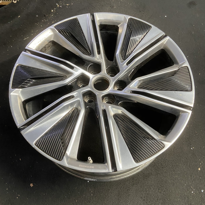 22" LYRIQ 23 22x9.5 Original OEM Wheel Rim - POLISHED BLACK - View 7