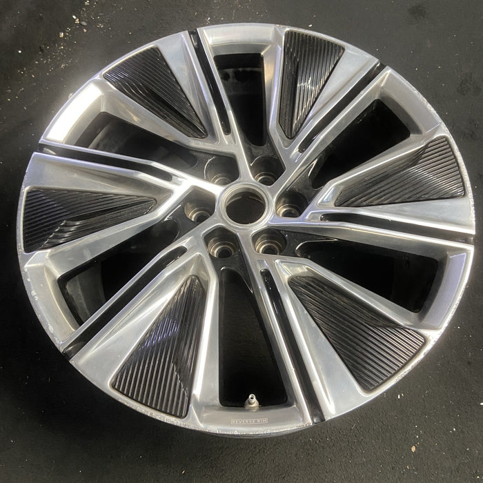 22" LYRIQ 23 22x9.5 Original OEM Wheel Rim - POLISHED BLACK - View 7