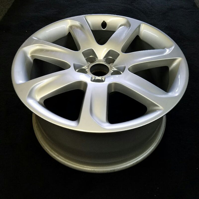 18" AUDI A7 12-15 18x8.5 Original OEM Wheel Rim - Close-Up Detail