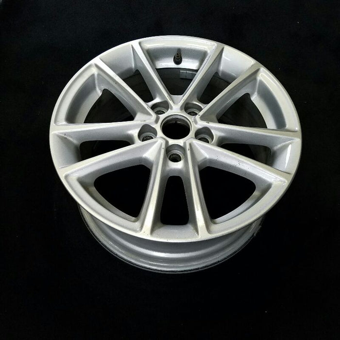 16" FOCUS 15 16x7 , , Original OEM Wheel Rim - Close-Up Detail