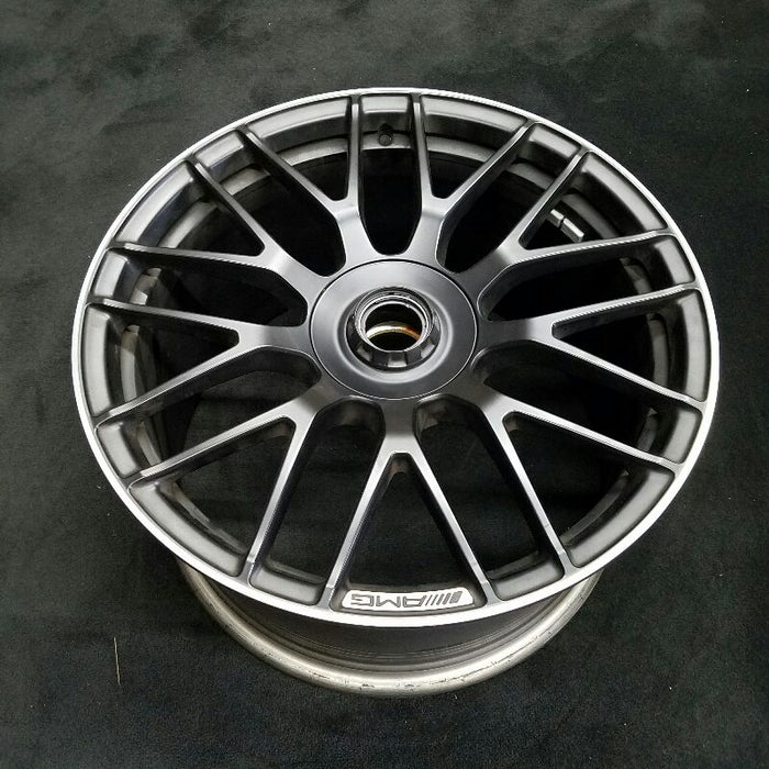 19" MERCEDES C-CLASS 17 205 Type Cv C63 19x10.5 18 spoke 9 Y spokes black with - Close-Up Detail