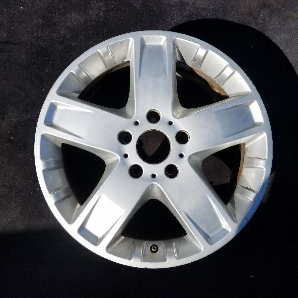 18" Mercedes-Benz GL CLASS Original OEM Wheel Rim - Front View
