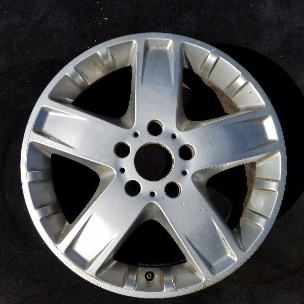 18" Mercedes-Benz GL CLASS Original OEM Wheel Rim - Front View