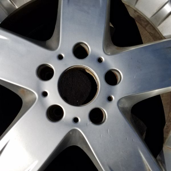 18" Mercedes-Benz GL CLASS Original OEM Wheel Rim - Angle View