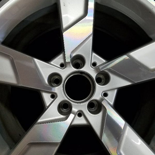 18" Mercedes-Benz E550 Original OEM Wheel Rim - Angle View