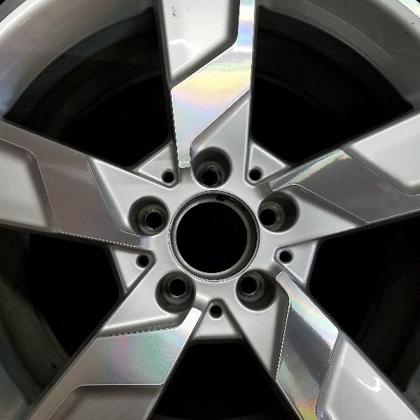 18" Mercedes-Benz E550 Original OEM Wheel Rim - Angle View