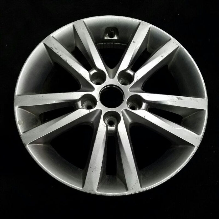 16" SONATA 15 16x6.5 alloy 10 spoke Original OEM Wheel Rim - Close-Up Detail