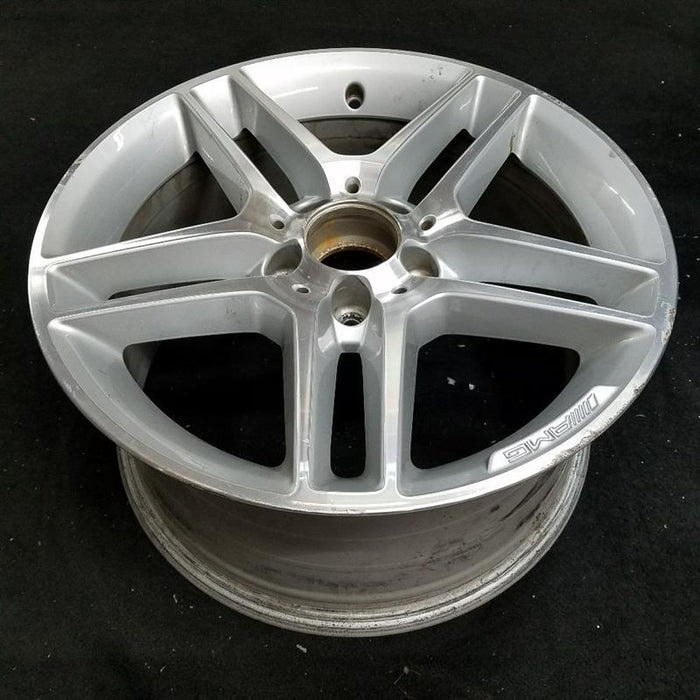 17" MERCEDES C-CLASS 12 204 Type; C250, 17x8.5, 10 spoke, w/AMG Original OEM - Close-Up Detail