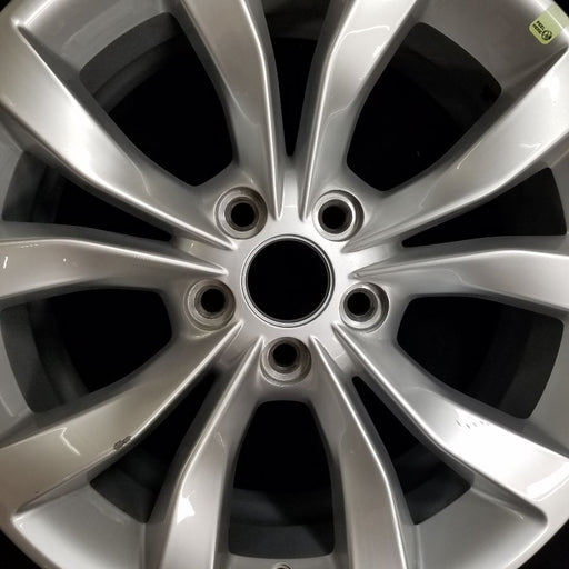 17" 300 15-18 17x7 Original OEM Wheel Rim - Angle View