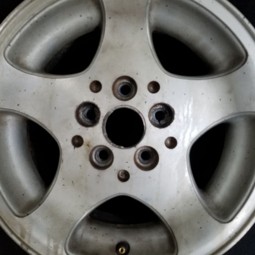 15" GRAND CHEROKEE 96-98 15x7 Original OEM Wheel Rim - Angle View