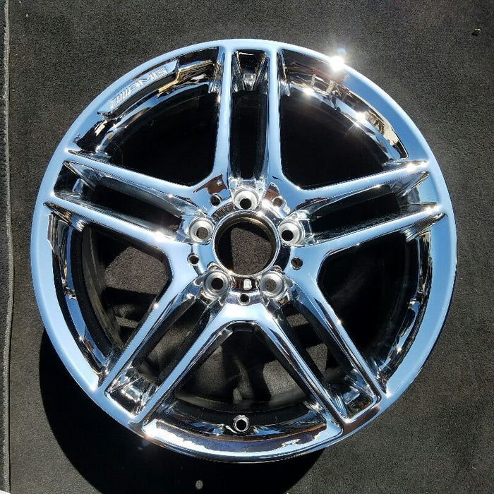 17" MERCEDES C-CLASS 12 204 Type; C250 17x8.5 10 spoke w/AMG Original OEM Wheel - Front View