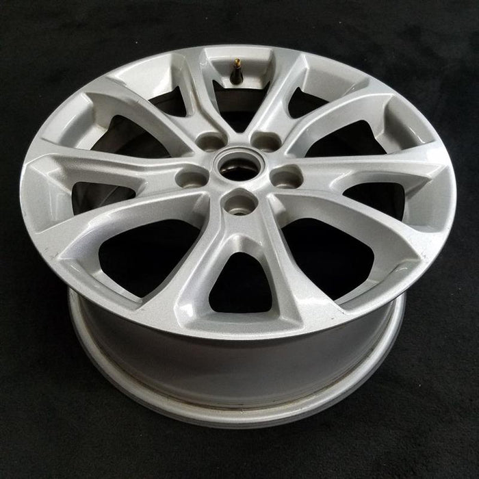 17" EQUINOX 18-21 17x7 Original OEM Wheel Rim - Close-Up Detail