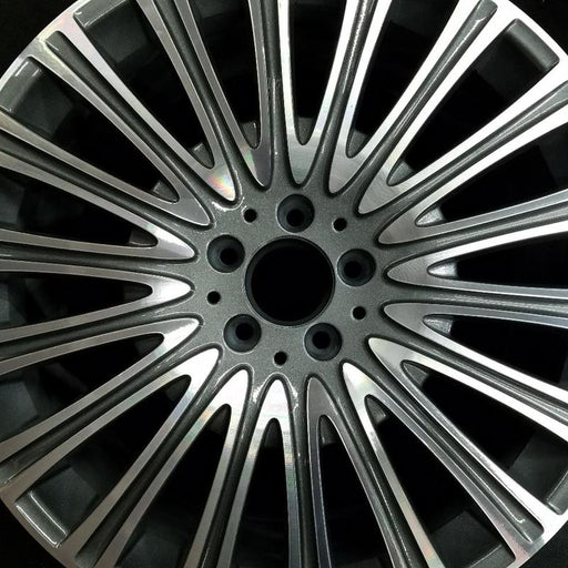 20" Mercedes-Benz E-Class Original OEM Wheel Rim - Angle View