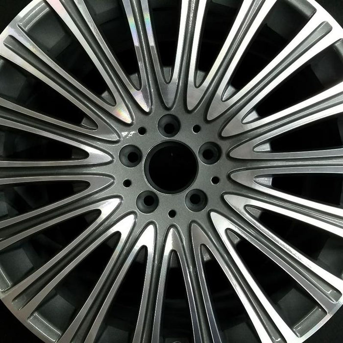20" Mercedes-Benz E-Class Original OEM Wheel Rim - Angle View
