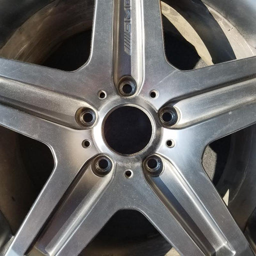 19" MERCEDES G-CLASS 09-11 463 Type; G55 19x9.5 5 spoke AMG Original OEM Wheel - Angle View