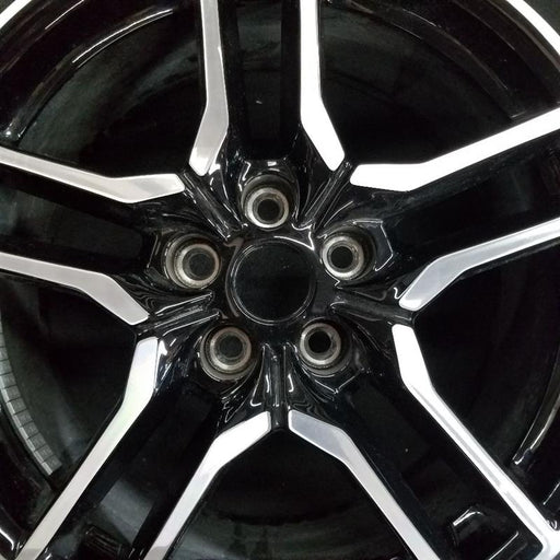 18" MUSTANG 18-23 18x8 , 10 spoke Original OEM Wheel Rim - Angle View