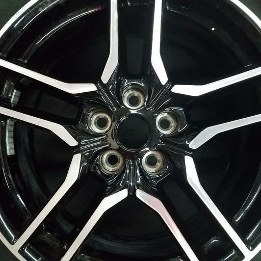 18" MUSTANG 18-23 18x8 , 10 spoke Original OEM Wheel Rim - Angle View