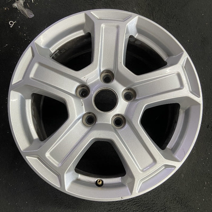 17" WRANGLER 18 VIN X , 17x7.5, , aluminum, straight spoke, w/recessed outer spoke Original OEM Wheel Rim