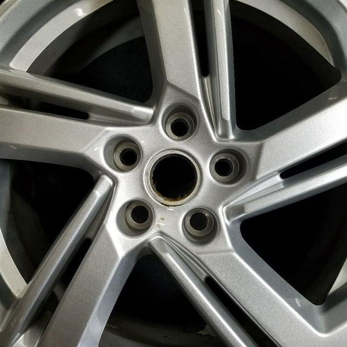 18" TERRAIN 18-21 18x7 opt RSX silver Original OEM Wheel Rim - Angle View
