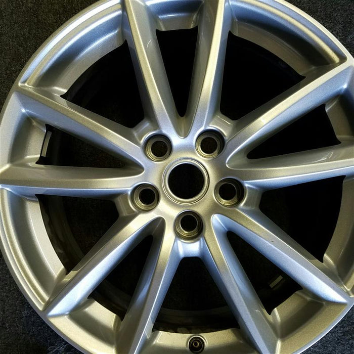 19" RANGE ROVER 13-17 alloy 19x7.5 10 spoke 5 split spoke Original OEM Wheel Rim - Angle View