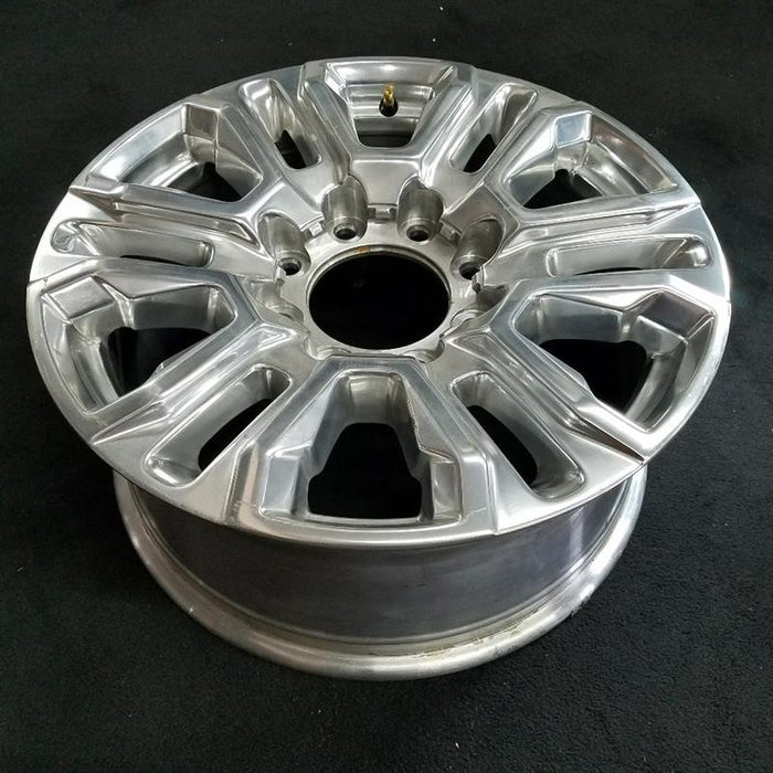 20" SIERRA 2500 PICKUP 20-23 20x8.5, 6 V spoke Original OEM Wheel Rim - Close-Up Detail