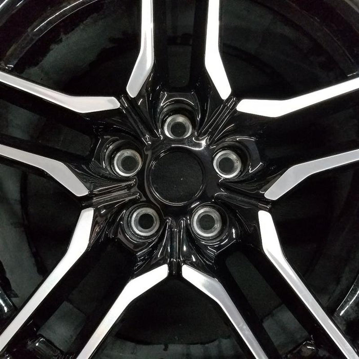 18" MUSTANG 18-23 18x8 , 10 spoke Original OEM Wheel Rim - MACHINED BLACK - Angle View