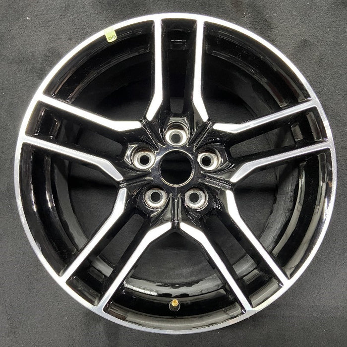 18" MUSTANG 18-23 18x8 , 10 spoke Original OEM Wheel Rim - Front View