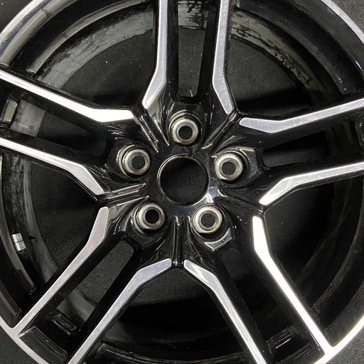 18" MUSTANG 18-23 18x8 , 10 spoke Original OEM Wheel Rim - Angle View