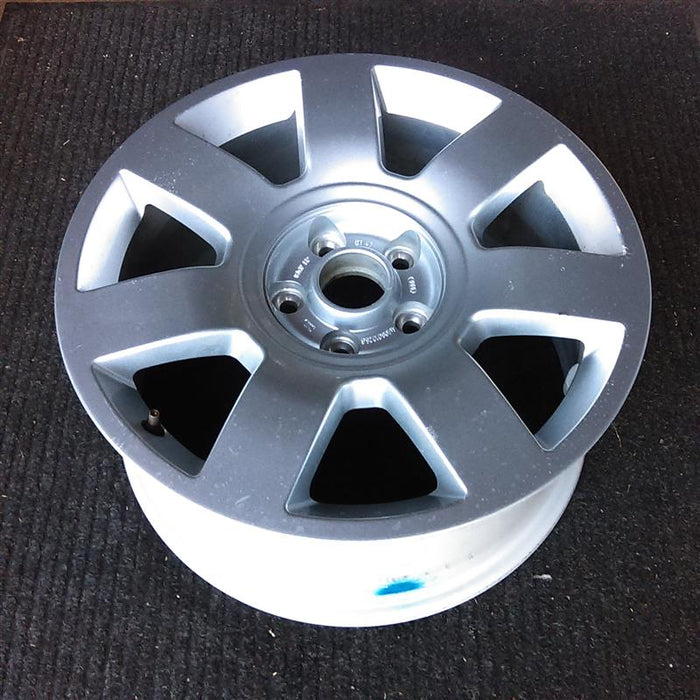 17" AUDI A8 03 model VIN E 8th digit 17x8 7 spoke Original OEM Wheel Rim - Close-Up Detail