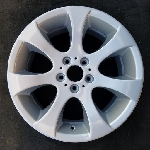 18" BMW 323i 06-11 18x8 , 7 spoke, flared spoke, single spoke design Original - Front View