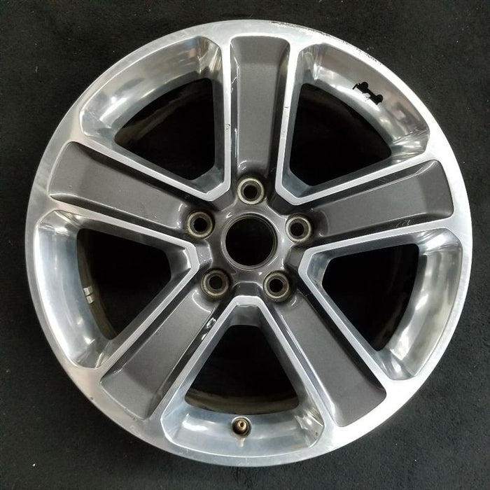 18" WRANGLER 18 VIN X 6th digit JL body 18x7.5 5 spoke straight spoke opt WHG polished with spokes granite crystal Original OEM Wheel Rim