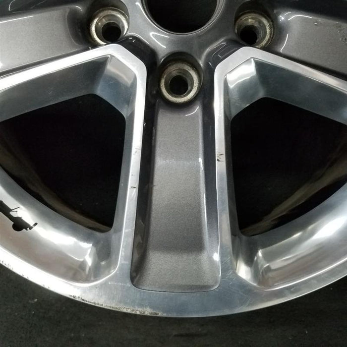 18" WRANGLER 18 VIN X 6th digit JL body 18x7.5 5 spoke straight spoke opt WHG polished with spokes granite crystal Original OEM Wheel Rim