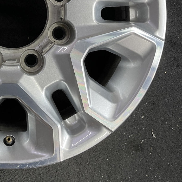 18" SILVERADO 2500 PICKUP 21-24 18x8, aluminum, machined face with silver accent Original OEM Wheel Rim