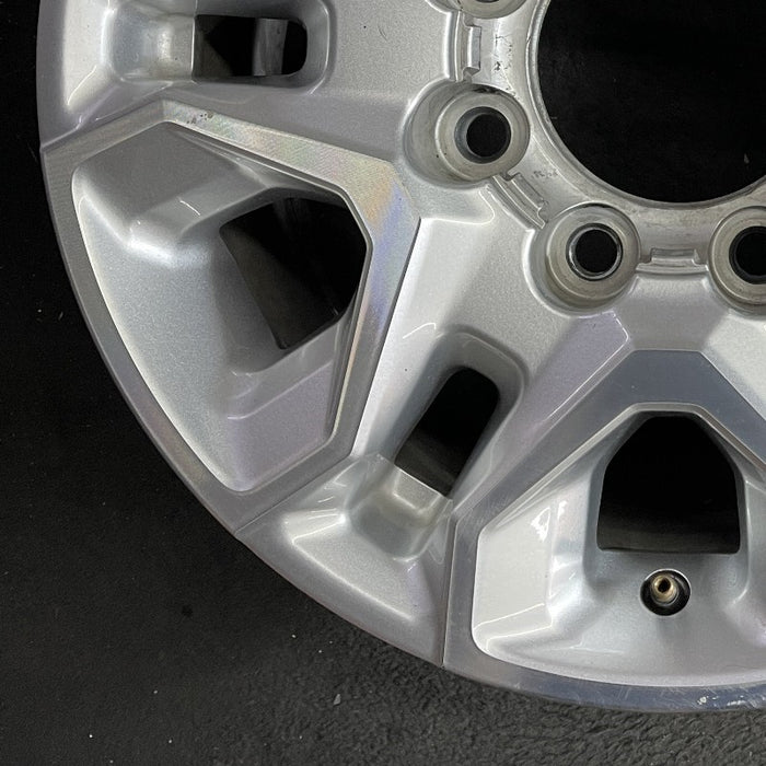 18" SILVERADO 2500 PICKUP 21-24 18x8, aluminum, machined face with silver accent Original OEM Wheel Rim