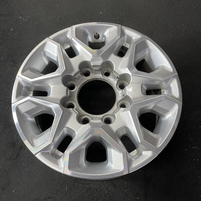 18" SILVERADO 2500 PICKUP 21-24 18x8, aluminum, machined face with silver accent Original OEM Wheel Rim