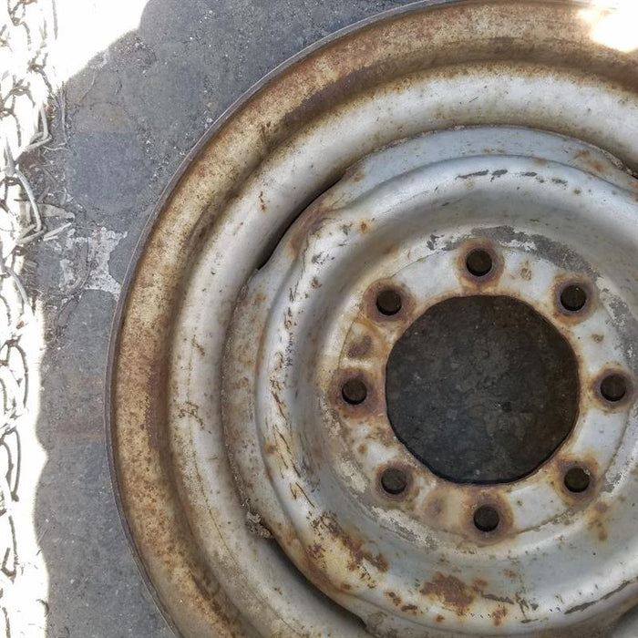 16" FORD E250 VAN 85 16x6 w/center lip Original OEM Wheel Rim