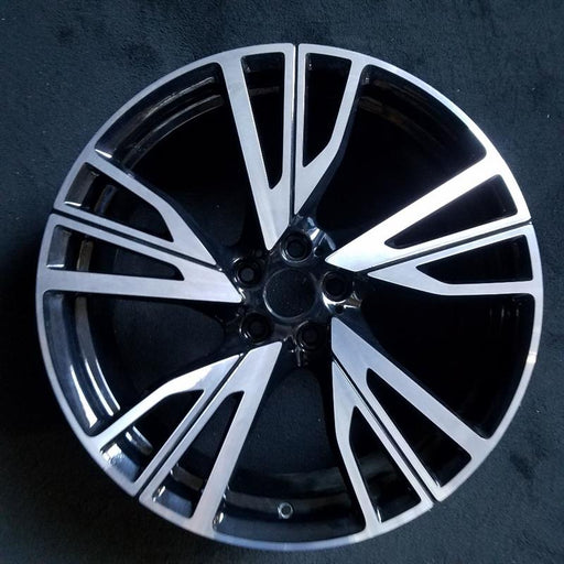 20" BMW i8 14-17 20x7.5 , , , 5 spoke, W spoke design, R. Original OEM Wheel Rim - Front View