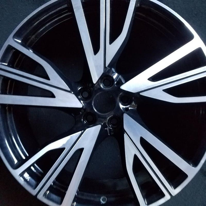20" BMW i8 14-17 20x7.5 , , , 5 spoke, W spoke design, R. Original OEM Wheel Rim - Angle View