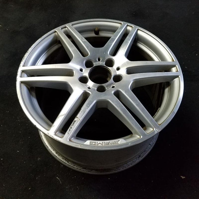 17" MERCEDES C-CLASS 08 204 Type; C350, 17x8.5 Original OEM Wheel Rim - Close-Up Detail