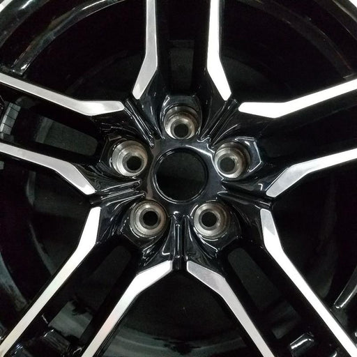 18" MUSTANG 18-23 18x8 , 10 spoke Original OEM Wheel Rim - Angle View