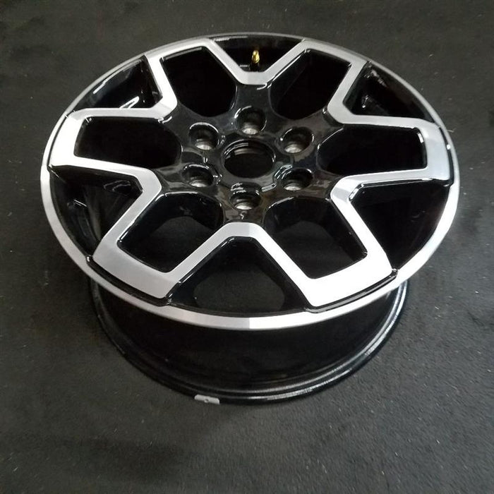 18" BRONCO 21-24 18x7.5 6 double spoke Original OEM Wheel Rim - Close-Up Detail