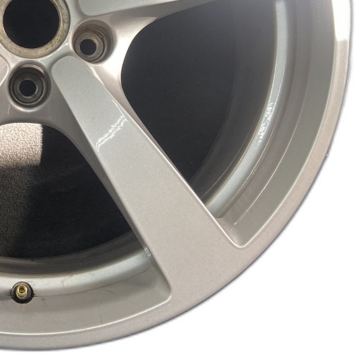 18" PORSCHE MACAN 15-18 18x8 5 individual spokes Original OEM Wheel Rim - Close-Up Detail