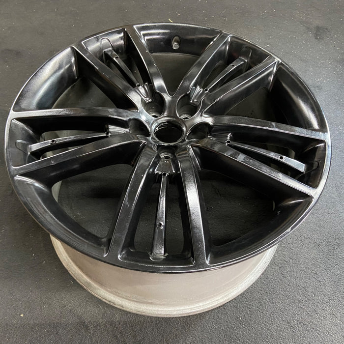 20" XK 09 , 20x9.5, 5 tri-spoke , silver Original OEM Wheel Rim - Side Profile