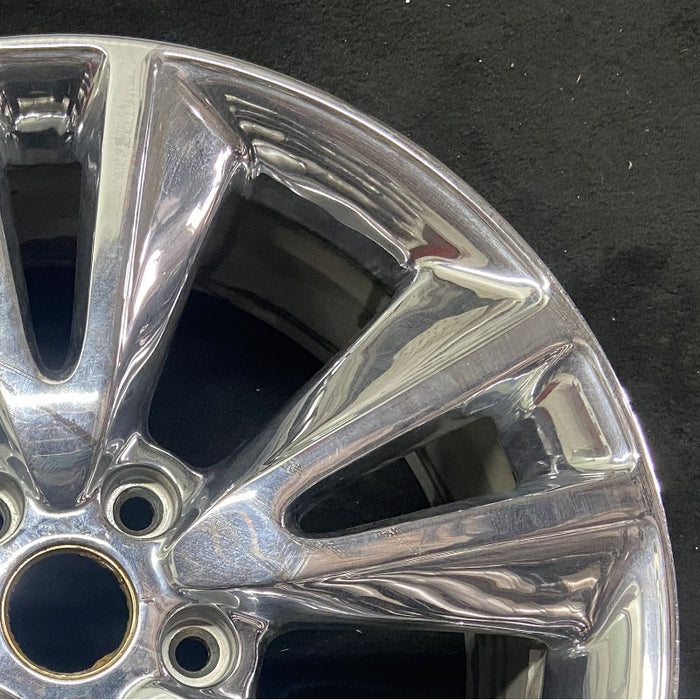 20" GRAND CHEROKEE 11 s 20x8 10 spoke 5 pairs Original OEM Wheel Rim - Close-Up Detail