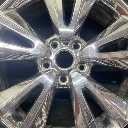 20" GRAND CHEROKEE 11 s 20x8 10 spoke 5 pairs Original OEM Wheel Rim - Angle View