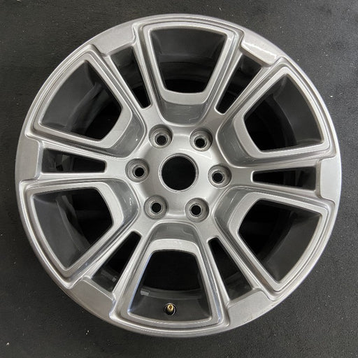 18" WAGONEER 22-24 18x8 6 open spoke polished Original OEM Wheel Rim - Front View