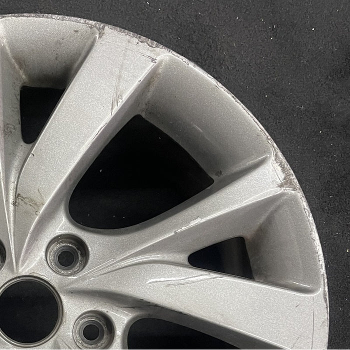 17" VELOSTER 16 17x7 Original OEM Wheel Rim - Close-Up Detail